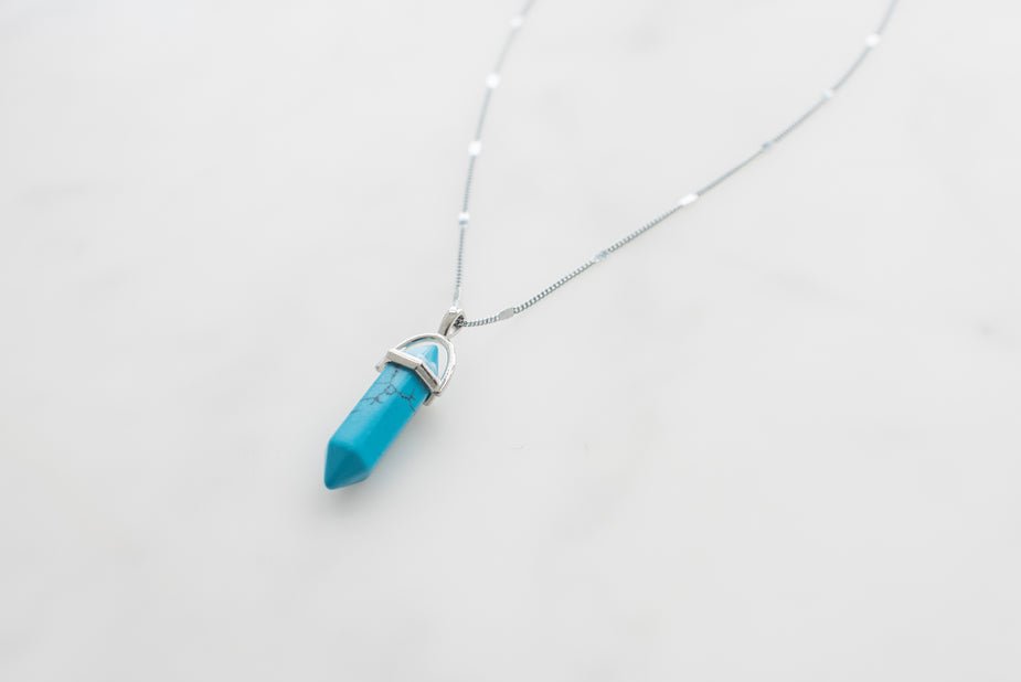 Gemstone Necklace Blue Necklace blue-gemstone-pendant_925x_06e8ab9e-9b30-4123-9ad7-ac7ca94a0316 2